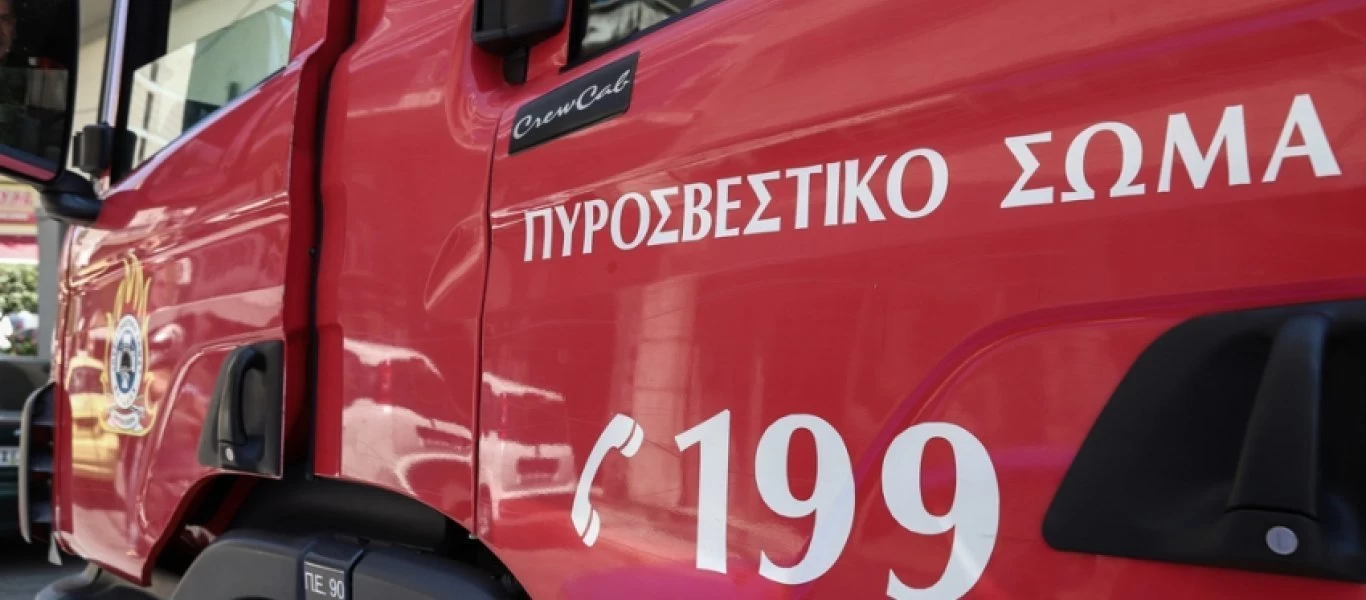 Θεσσαλονίκη: Φωτιά σε διαμέρισμα - Μια εγκλωβισμένη γυναίκα (βίντεο)